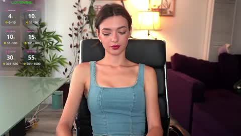 Olivia online show from June 27, 9:32 pm