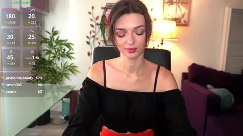 Olivia online show from June 29, 10:31 pm