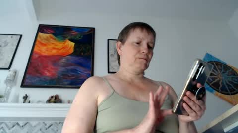 Aurora Willows online show from July 24, 3:43 pm