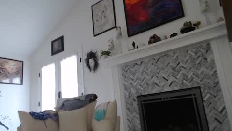 Snapshot of 11willowandjohn11 chatting on October 8, 7:51 pm Aurora Willows online show from October 8, 7:51 pm