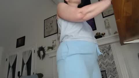 Snapshot of 11willowandjohn11 chatting on October 14, 11:02 am Aurora Willows online show from October 14, 11:02 am