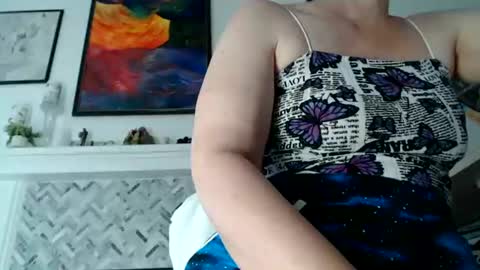 Aurora Willows online show from June 23, 3:32 pm