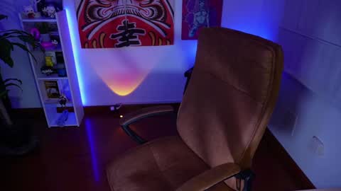 1hannamontana online show from October 1, 1:10 am