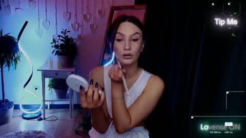 lily online show from May 15, 2:38 am