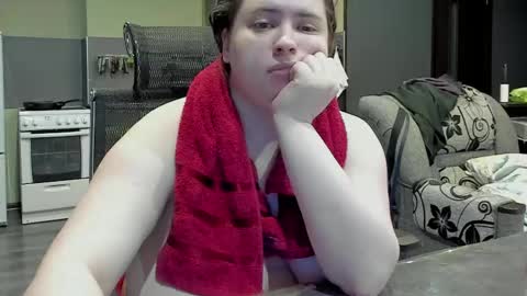 1LINDSEY1 online show from February 23, 8:33 am