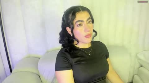 Snapshot of 1m_emily chatting on September 23, 8:29 pm . online show from September 23, 8:29 pm
