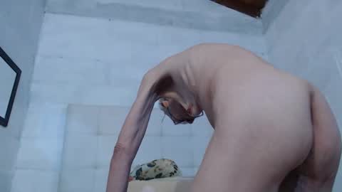 Miss Monserrate online show from December 31, 11:53 am