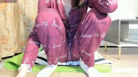 molly online show from June 13, 6:38 pm