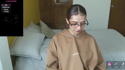 Sam online show from January 23, 2:07 pm