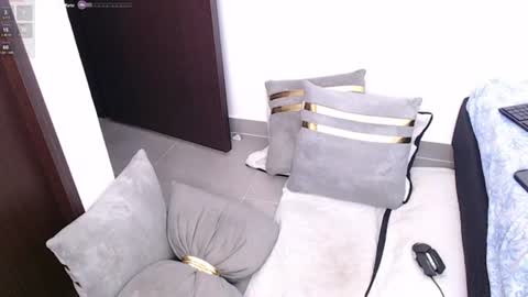 493ashlyfoxx online show from June 26, 5:30 am