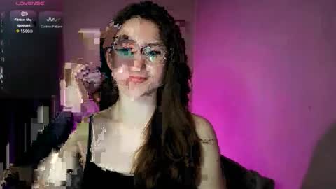 6babylaila9 online show from April 29, 8:14 pm