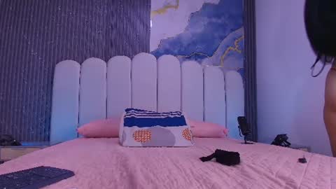  abby rouss online show from July 2, 3:23 am