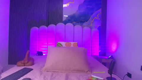  abby rouss online show from December 23, 3:21 am