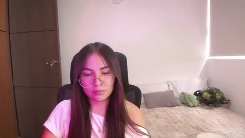abby 3 online show from July 28, 4:39 pm