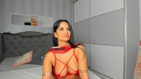 Snapshot of _adelle chatting on December 21, 1:42 pm Adelle online show from December 21, 1:42 pm