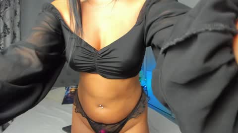 Snapshot of _adelle chatting on December 13, 3:43 pm Adelle online show from December 13, 3:43 pm