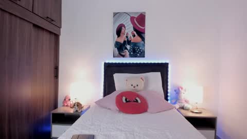 _alana_grey_ online show from May 2, 3:04 pm