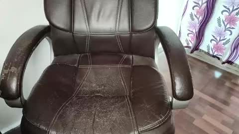 Snapshot of _aleena_ chatting on October 19, 8:38 am _aleena_ online show from October 19, 8:38 am