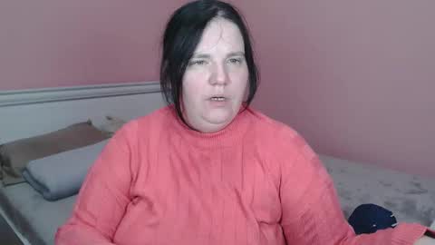 _alexandra_ray_ online show from November 13, 10:25 am