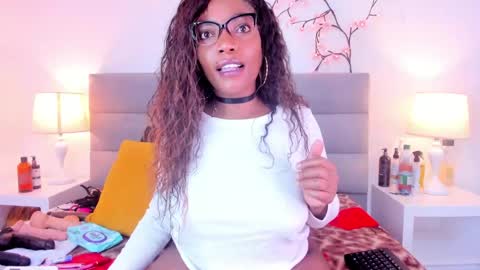 Analy  online show from April 29, 8:36 pm