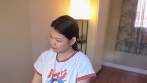 annie . online show from June 18, 4:25 am