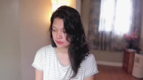 annie . online show from June 22, 3:25 am