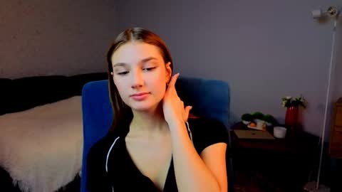 Ana online show from February 4, 2:36 am