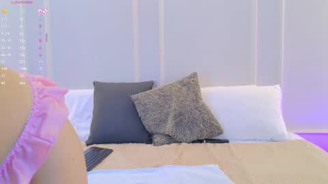 _arianasweet online show from October 24, 9:00 pm