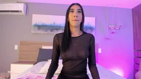 Snapshot of _ashly_77 chatting on October 20, 7:39 pm Ashly online show from October 20, 7:39 pm