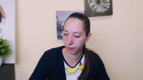 _astraia_ online show from June 19, 9:24 am