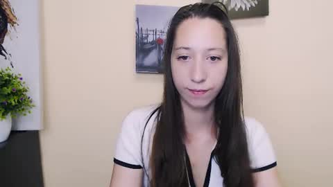 _astraia_ online show from June 29, 10:15 am