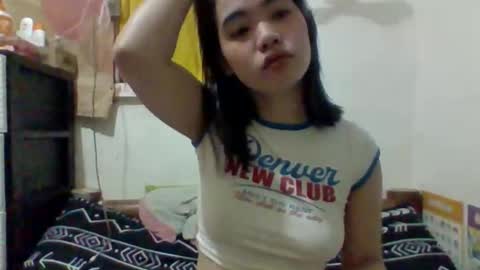 Ava online show from December 16, 8:04 pm