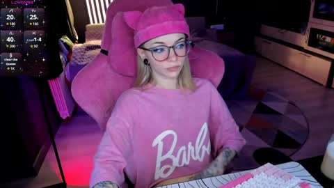 Olivia Subscribe to my Fansly -   online show from April 28, 12:52 am