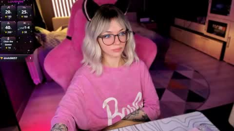 Olivia Subscribe to my Fansly -   online show from April 21, 11:45 pm