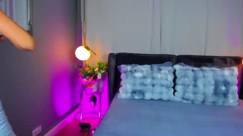 _carlawhite_ online show from June 28, 3:24 am