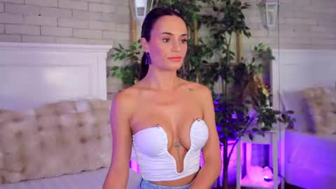 _carlawhite_ online show from July 22, 3:29 am