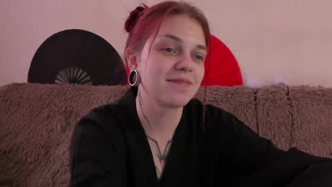 Caroline online show from May 3, 10:51 am