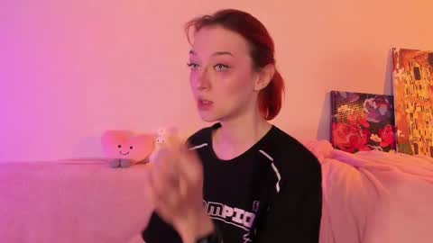 Christina Chris online show from February 13, 4:22 am