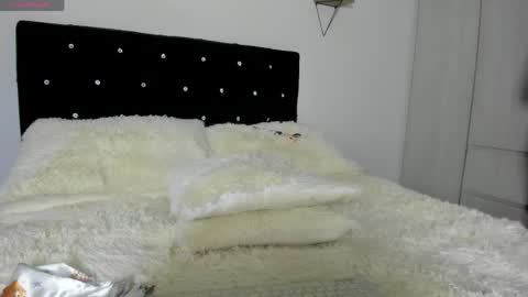 Bella  online show from June 8, 11:37 pm