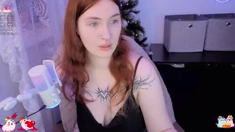 Alisa NO NUDE online show from December 19, 3:37 pm