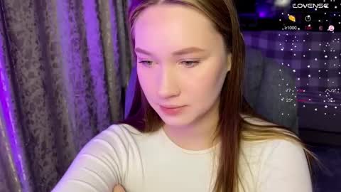 _chloe_miller_ online show from December 4, 9:37 pm