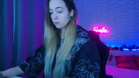 Nica online show from January 8, 5:11 am