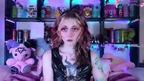 Kate online show from July 9, 6:43 pm