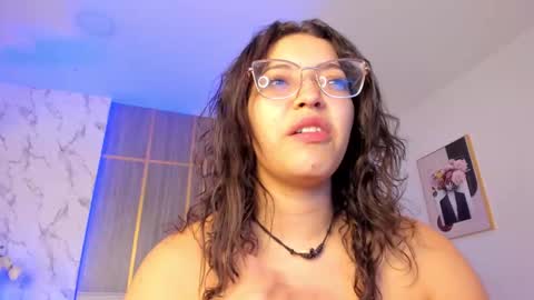 Abril online show from February 5, 2:09 pm