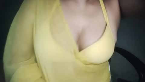 _dreamgirl_0 online show from June 18, 10:09 am