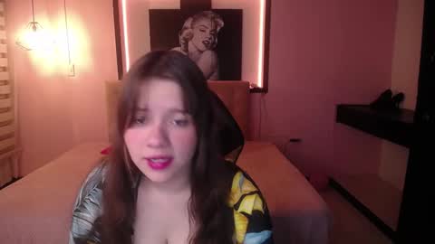 _emaa_ online show from November 5, 1:05 pm