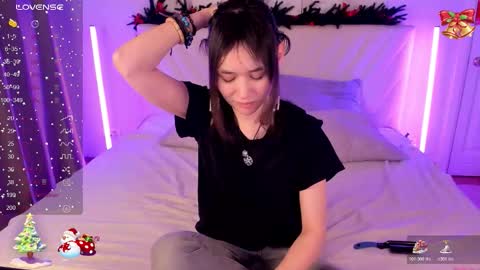 _emily__strike_ online show from January 7, 9:56 am