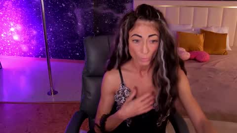  F R A U  online show from September 11, 1:28 am