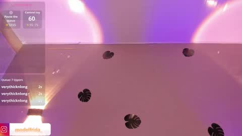 Frida online show from September 30, 1:39 pm