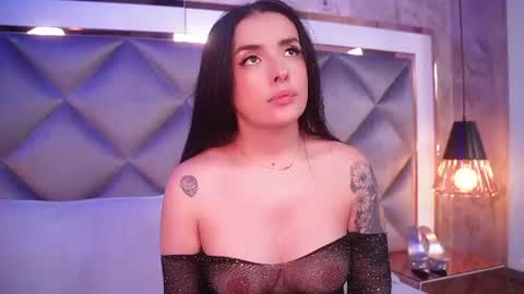 _giggy online show from June 14, 11:43 am